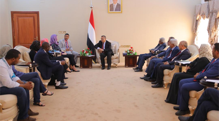Prime Minister, UN Secretary Assistance discuss UNICEF projects in Yemen