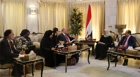 Social Affairs Minister, USAID official discuss Yemen support