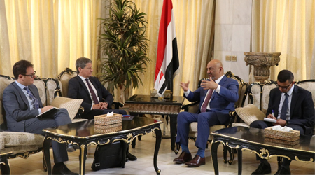 FM discusses withItalian envoy government's position on UN initiative on Hodeida