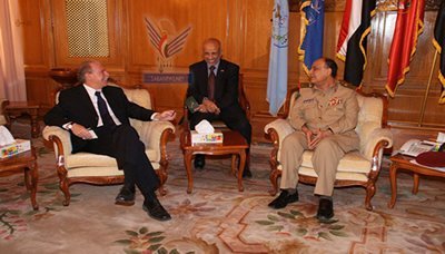 Defense Minister meets with U.S. envoy ,Turkish diplomat