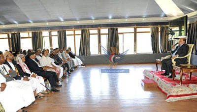 President Hadi receives sheiks and dignitaries from al-Mahra and Socotra Archipelago provinces