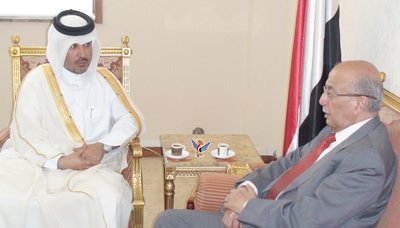 FM meets with Qatari ambassador
