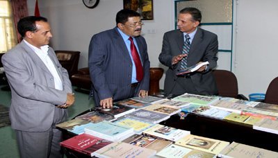 Culture Minister received Egyptian book collection