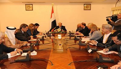 Hadi receives G10 ambassadors