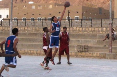 Seiyun defeats Shibam and won the cup of the 49th anniversary of revolution of October 14 Basketball