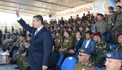Prime Minister inspects Special Forces