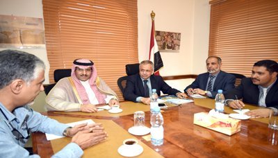 Distribution mechanism of Saudi $54 mln aid to Yemen reviewed