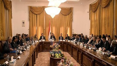 Cabinet to boost Aden economic, commercial performance