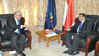 Yemen discusses security cooperation with France, Tajikistan