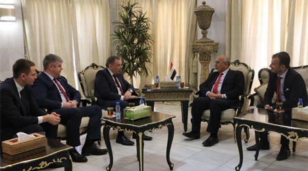Fatah explores humanitarian assistance with Russian delegation