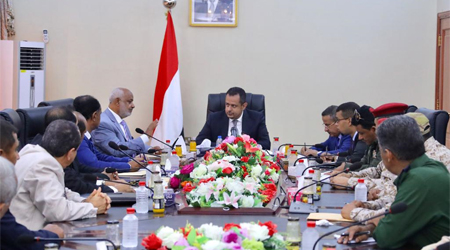 Yemen PM to international community: Listen not to Houthis' words, look at their ferocious acts