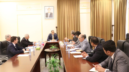 FM meets with Ambassadors of Russia, France, America, Britain