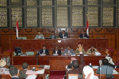 Al-Barakani insists on summoning the government over chasing al-Qaeda