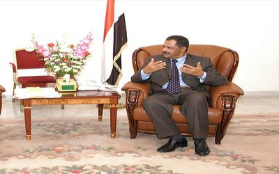 PM praises growing development in Yemeni-Kuwaiti ties