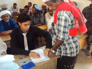 Reconstruction fund Hadhramaut Coast pays More than thirty five million in  compensation.