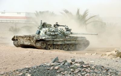 Army forces cause heavy losses in Houthis lines