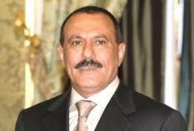 Saleh receives letter from Field Marshal Tantawi of Egypt