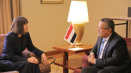 PM meets with the charge d' affairs of the US embassy in Yemen