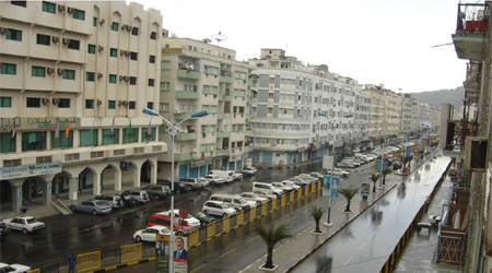 Aden clashes left 21 killed, 290 wounded