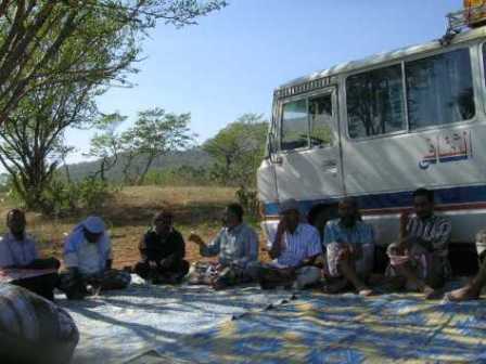 Workers  from Wadi Hadhramaut Local Water   Authority  concludes