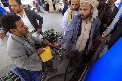Yemen’s government: ready to supply fuel to Houthi-controlled areas
