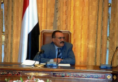 President Saleh sends letter to Kuwaiti Emir