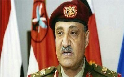 Defence Minister inspects performance of military, security units in Abyan