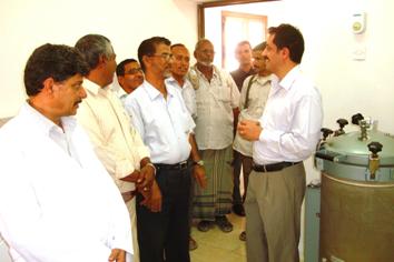 Alaagam visits  culture laboratory for plant tissue 