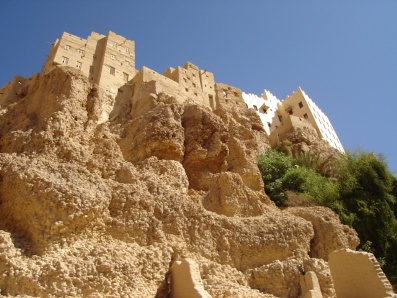 Wadi Al-ain and Hpura Local  discusses a report on the level of discipline