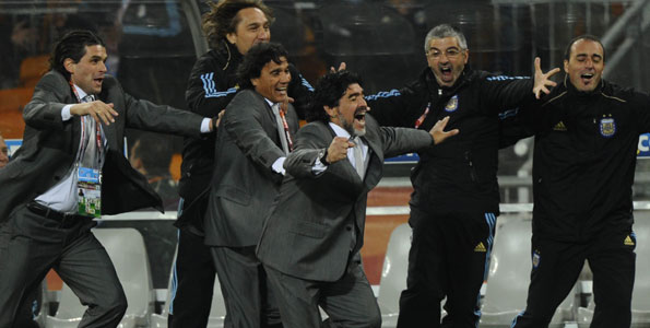 Argentina knock out Mexico