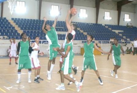 Al-tilaal and taliat Taiz are in the basketball opening season