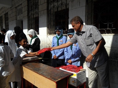 Budeiri School honors its  top students 