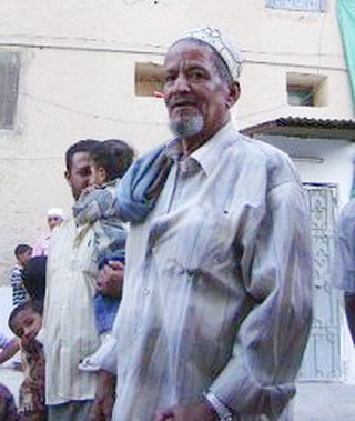 Yemeni Football General Union holds a toss to select four teams to  .