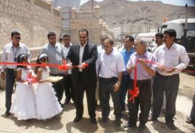 Al-deini opens the Mukalla extended  floating dock  project 