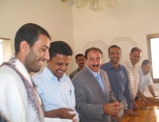  Bin Hydra succeedes in  accomodating   seven committees  members from Hadrhamout