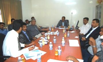 Al-deini meets  the UAE Red Crescent representative