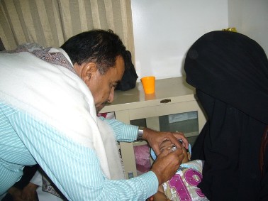 Seiyoun District Director General inspects Vaccination campaign against polio