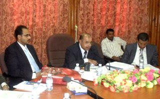 Hadhramaut Local Authority meets in Mukalla
