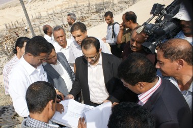 Al-deini  inspects work on  fund building for the disable  in Hadhramout