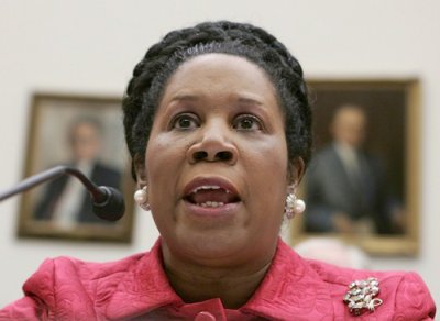 U.S. congresswoman Sheila Jackson visits Yemen Childhood, Youth Media Center