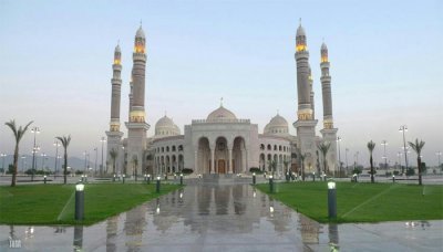 President performs Eid Prayer in Sana'a