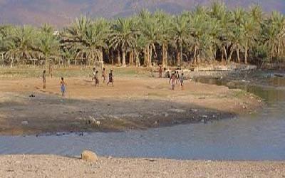 Intensive Flood water paralyzes traffic in Al-Mahra 