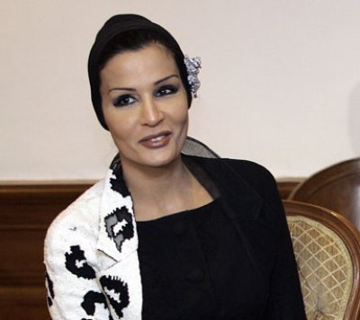 Sheikha Mozah lands in Yemen