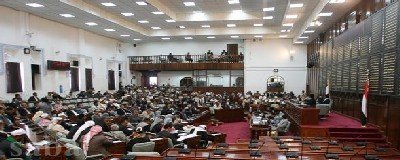 Parliament approves law enabling non-Yemenis to own real estates