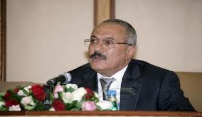 Saleh meets army, security, political leaders