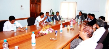 Al-dein visits  Provincial  Education Office