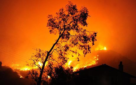 Santa Barbara fires resemble war zone