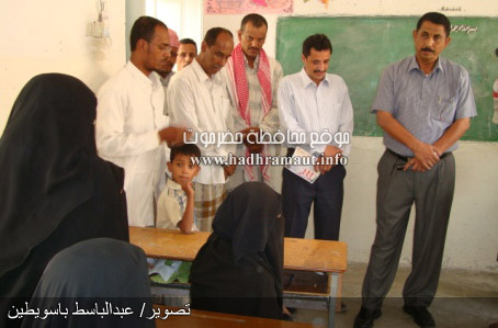 Hadhramaut-Undersecretary tours the third  orphans summer camp in Seiyoun 