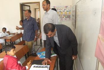 Bin Sharman inspects  examination process  in Wadi Hadhramaut