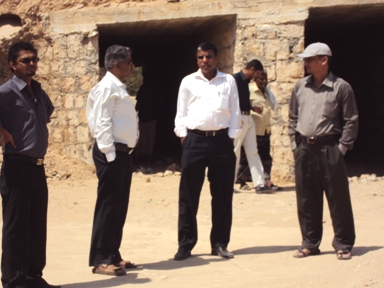 Mutaafi visits the on going work on Sittin Bridge 